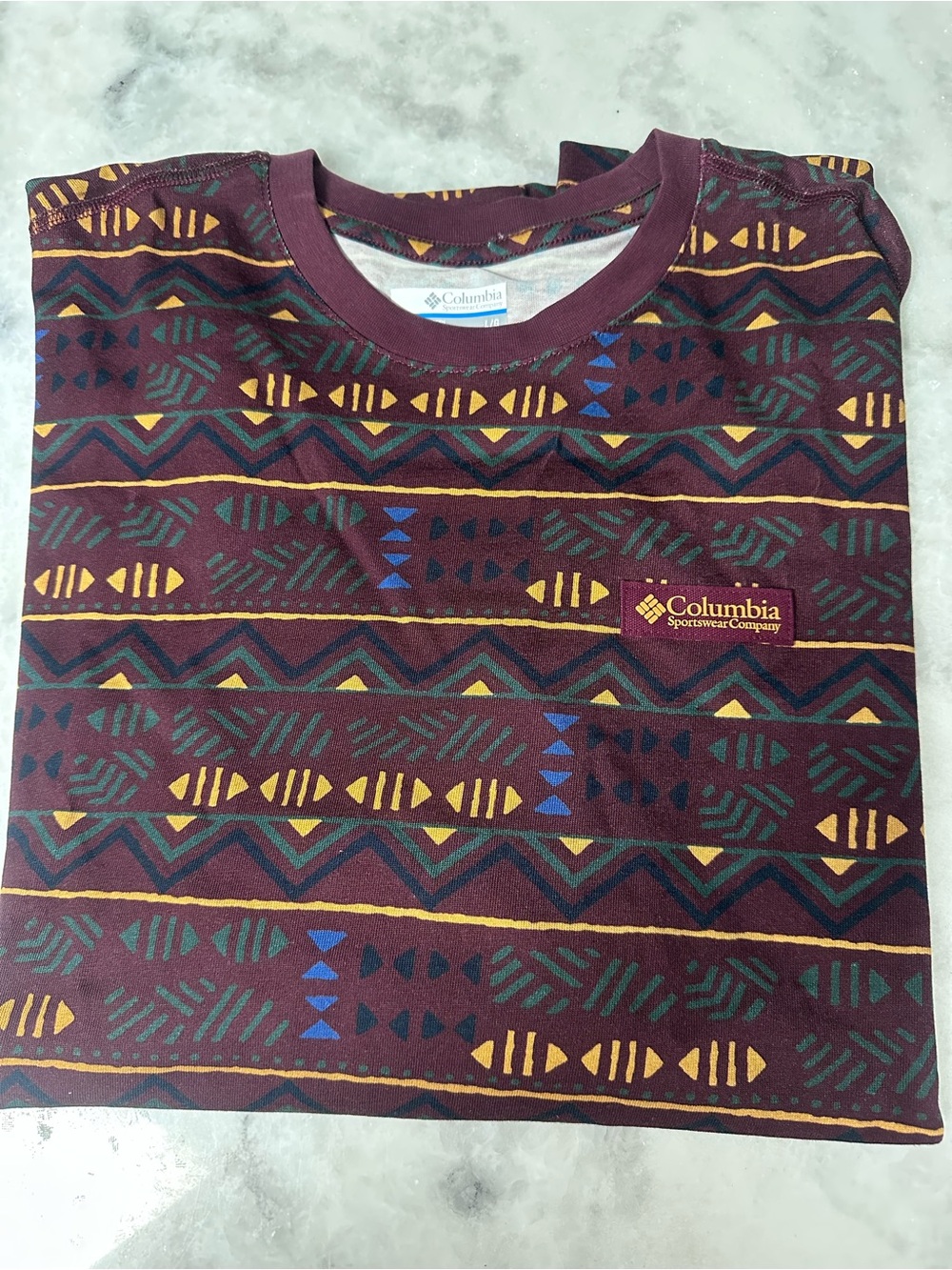 Columbia Women’s Maroon Patterned Short-Sleeve Shirt Western style